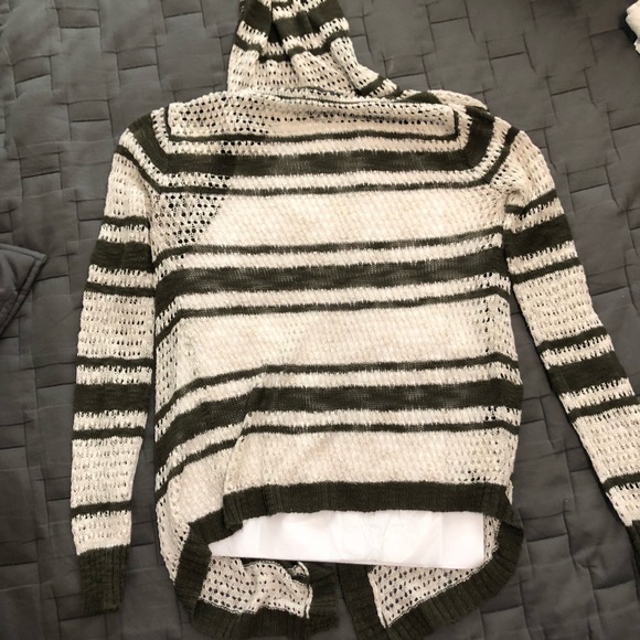 Maurices Cardigan with Hood - Picture 6 of 7